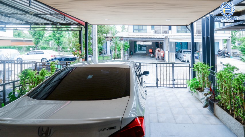 *****ทาวน์เฮ้าส์มือสองย่านนนทบุรี ม.โมดิวิลล่า ปิ่นเกล้า-วงแหวนฯ เนื้อที่มากถึงเกือบ 19 ตร.ว. ฟังก์ชัน 3 ห้องนอน 2 ห้องน้ำ 1 ที่จอดรถ แถมฟรี! 2 เครื่องปรับอากาศ บนทำเลเยี่ยม เชื่อมต่อหลายเส้นทาง ถ.กาญจนาฯ, ถ.บรมราชชนนี ใกล้เซ็นทรัลปิ่นเกล้า จองด่วน!